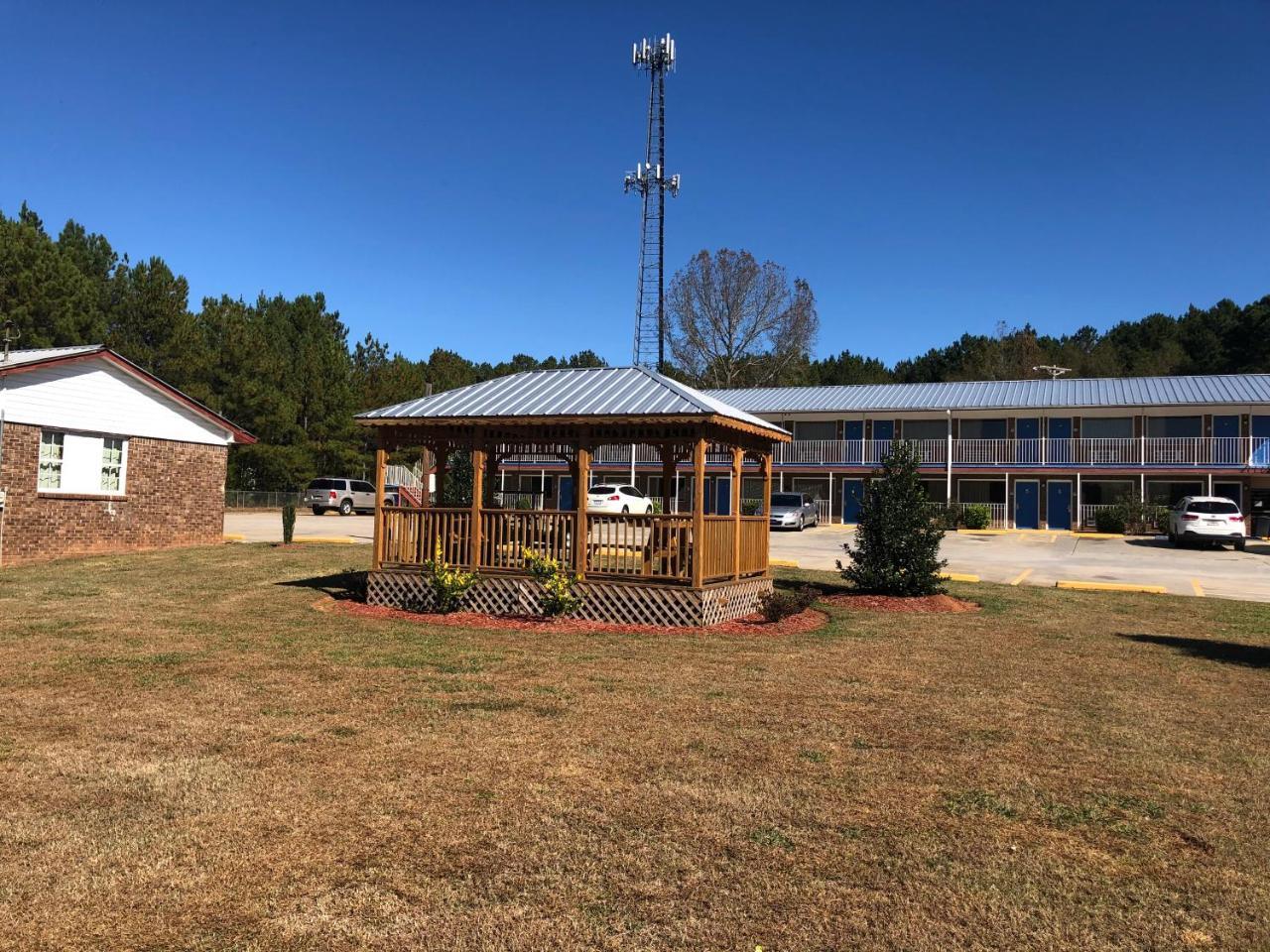 Walton Inn Monroe Exterior photo